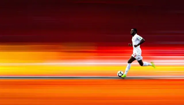 Raiders No. 1 draft pick Fernando Mendoza receives blessing from Tom Flores to wear jersey No. 15